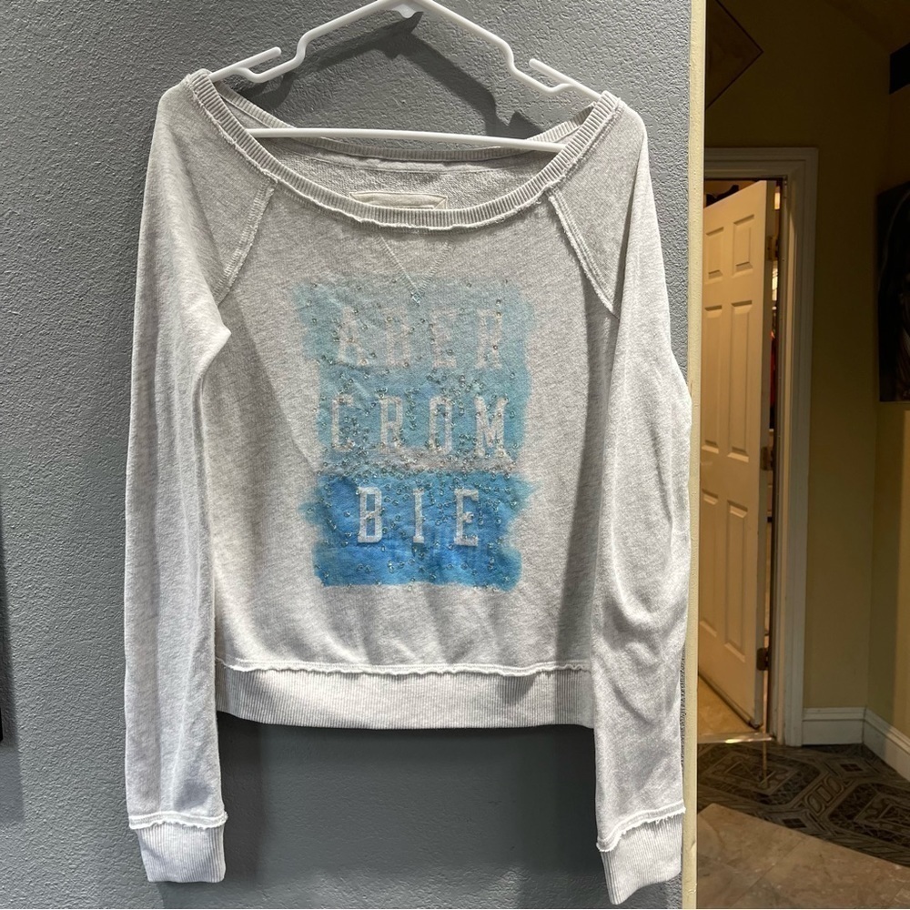 Abercrombie and fitch sweater size small